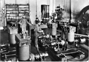 Historical photo of the interior of the Electric LIght Company in 1914.