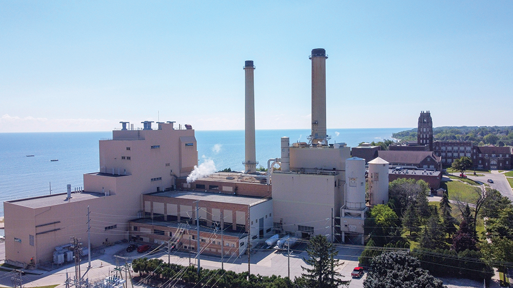 aerial shot of the Manitowoc Public Utilities power plant along Lake Michigan