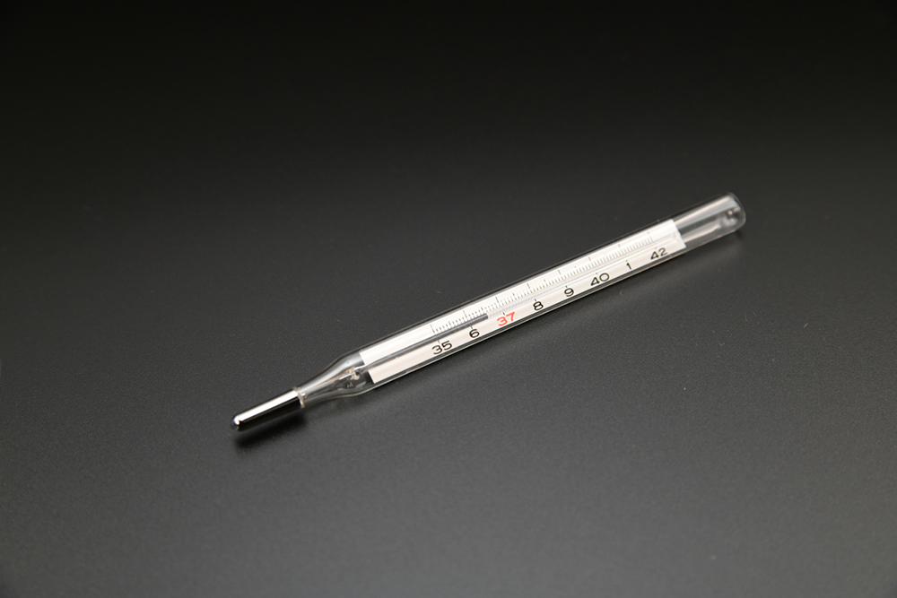 Mercury thermometers that are no longer manufactured